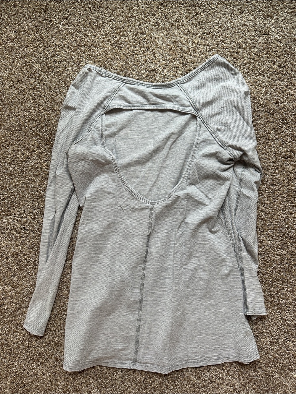 lululemon athletica Light Gray Long-Sleeve Boatneck Tee - Picture 2 of 4